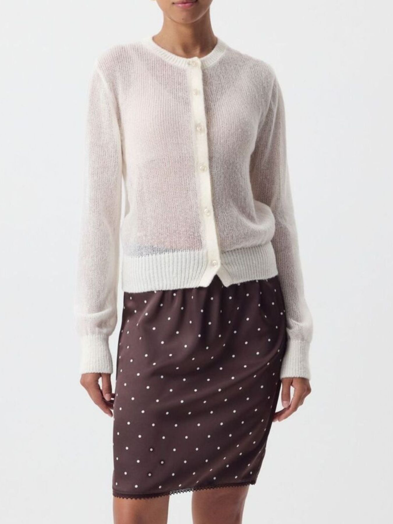 3b064f32-418a-4bea-9ca1-3d9e85cabf70-Max